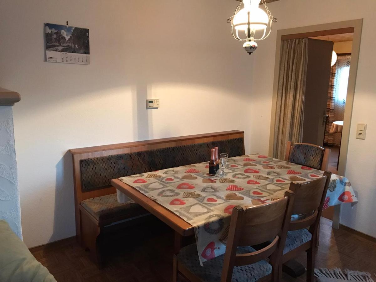 Retro Ferienwohnung Mit Schlossblick Im Nordschwarzwald Altensteig Exterior photo